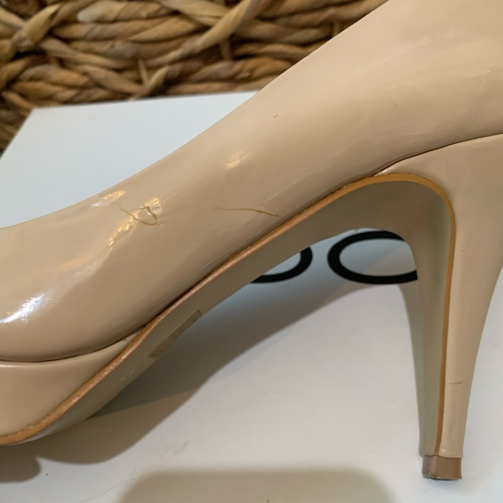 Heels - Picture 4 of 6